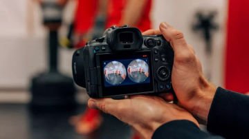 CANON RF 5.2MM  F:2.8L DUAL FISH EYE 3D VR LENS