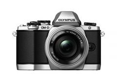 OLYMPUS E-M10 MARK II +12.40  F:2,8 ZUIKO  LENSLİ KİT SİYAH(BLACK)