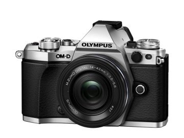 OLYMPUS E-M5 MARK II SİYAH (BLACK) 14-42  EZ F:3,5-5,6 LENS  DSLR KIT FOTO MAKINA