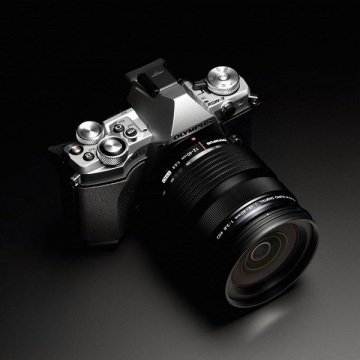 OLYMPUS E-M10 MARK III 12-40MM F:2,8  LENS KIT