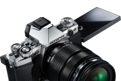 OLYMPUS E-M5 MARK II 12-50 F:3,5-5,6 EZ LENS GÜMÜŞ (SILVER) DSLR KIT FOTO MAKINA