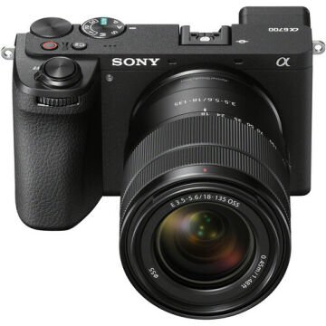 Sony A6700 18-135mm Lensli Aynasız Fotoğraf Makinesi
