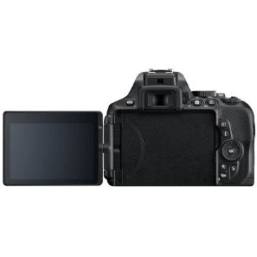 NIKON D5600  18-55 AF-P VR KİT FOTO MAKİNA